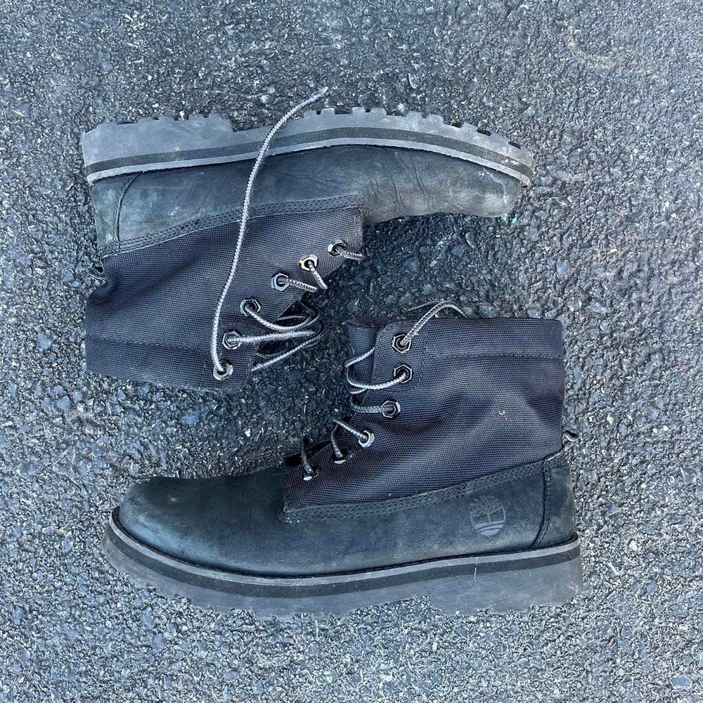 Timberland classic Black Boots size 6.5